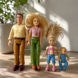 Fisher Price Loving Family Dollhouse Figures Family 2000s Lot of 4 Multi